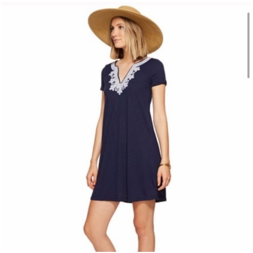 Lilly Pulitzer MAISY SWING T SHIRT DRESS True Navy Embroidered  V-Neck Size XXS